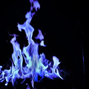 Unusual flame – DSC 01471-rev2